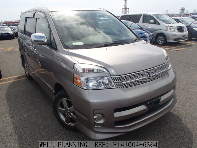 Used TOYOTA Voxy Z-Kirameki Van 2005