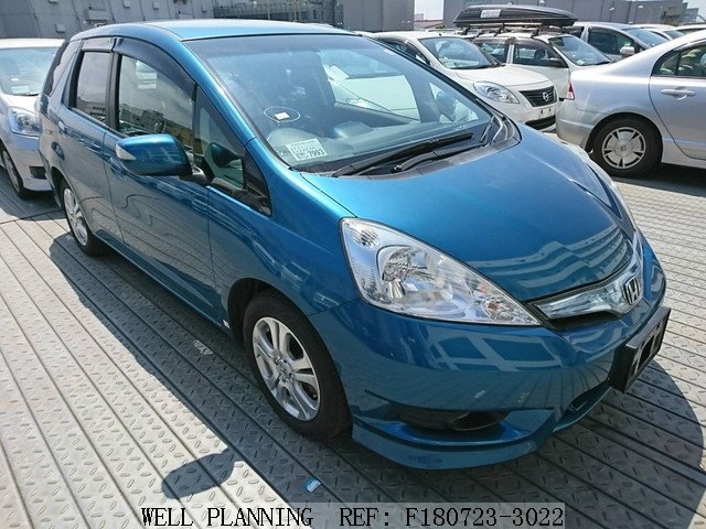 Used HONDA Fit shuttle Hatchback 2011
