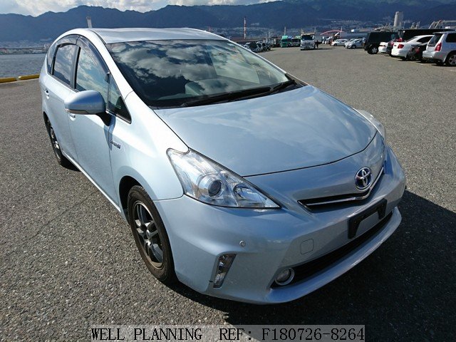 Used TOYOTA Prius α S Hatchback 2011