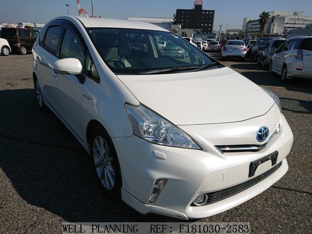 Used TOYOTA Prius α S TOURING Wagon 2011