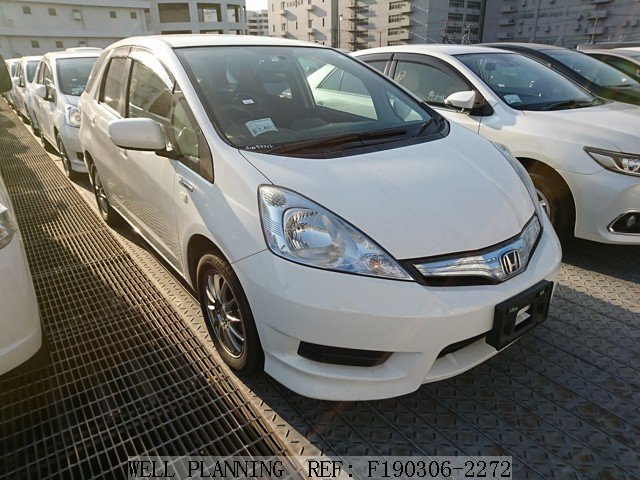 Used HONDA Fit shuttle Wagon 2014