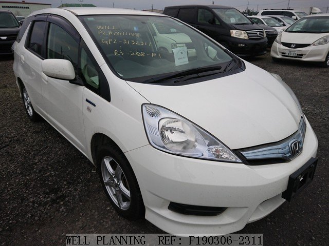 Used HONDA Fit shuttle HYBRID C Wagon 2014